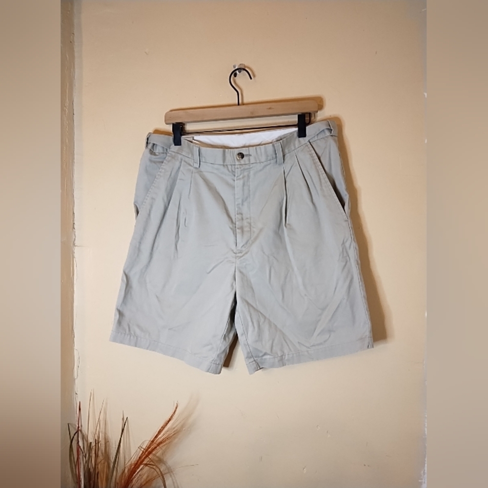 Haggar Generations Men's 100% Cotton Beige Golf Shorts Size 34